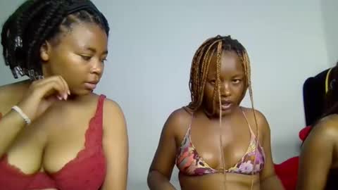 Snapshot of summer_ty chatting on February 18, 2026, 12:56 pm summer online show from February 18, 2026, 12:56 pm