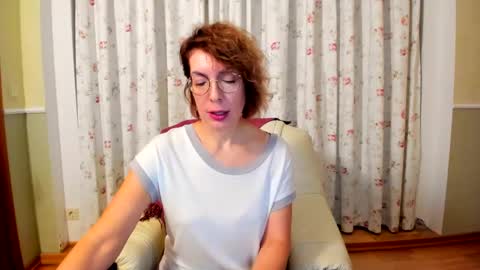 Snapshot of summerliza chatting on January 8, 2025, 6:20 pm summerliza online show from January 8, 2025, 6:20 pm