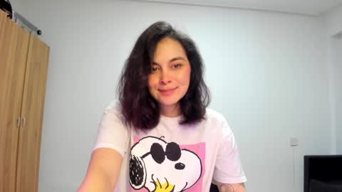 Summer online show from December 3, 2025, 7:23 pm