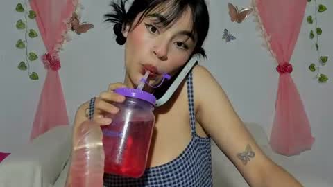 Snapshot of summerpurple chatting on June 25, 2026, 2:44 am SUMMER online show from June 25, 2026, 2:44 am