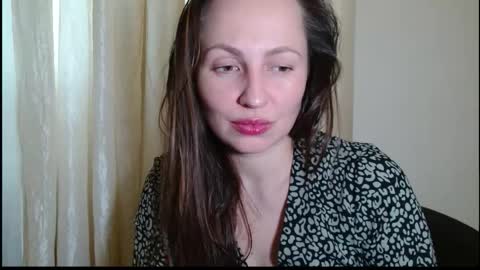 Snapshot of sun__shadow chatting on November 21, 2025, 12:59 pm sun__shadow online show from November 21, 2025, 12:59 pm