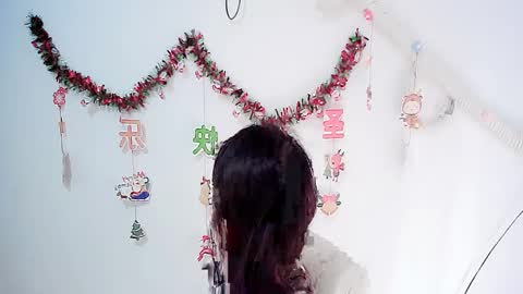 Snapshot of sun_yummy chatting on December 19, 2024, 4:13 am Lucis online show from December 19, 2024, 4:13 am