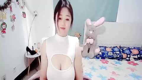 Snapshot of sun_yummy chatting on December 29, 2024, 6:56 am Lucis online show from December 29, 2024, 6:56 am
