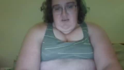 Snapshot of suncat420 chatting on April 19, 2026, 5:29 am suncat420 online show from April 19, 2026, 5:29 am