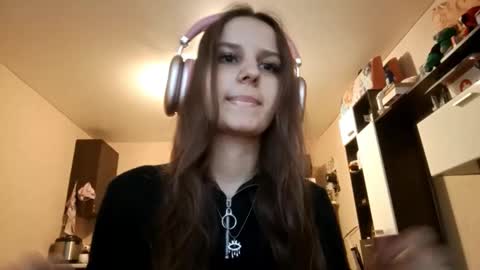 Dora online show from November 10, 2025, 11:09 am