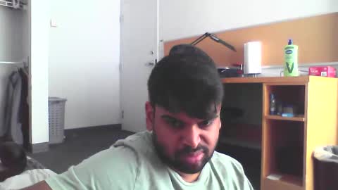 Sundoog online show from September 17, 2025, 4:19 pm