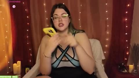 Tina. Im topless model  online show from September 28, 2025, 8:09 am