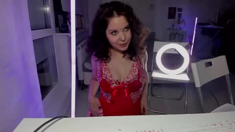 Amy online show from December 18, 2024, 10:57 pm