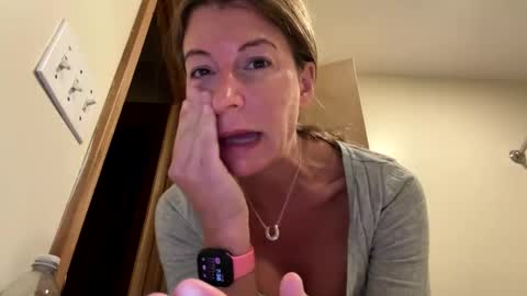 sunnbabe92485 online show from October 9, 2025, 11:36 pm