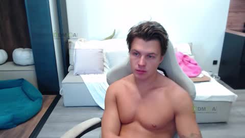 Alice and Sergey online show from October 7, 2025, 11:18 am