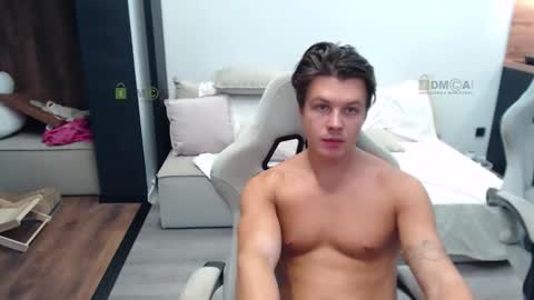 Alice and Sergey online show from October 11, 2025, 6:12 am