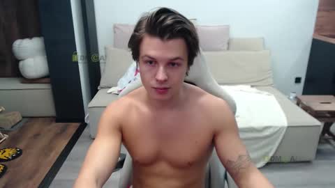 Alice and Sergey online show from December 2, 2025, 9:36 am