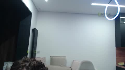 Alice and Sergey online show from April 3, 2026, 6:28 pm