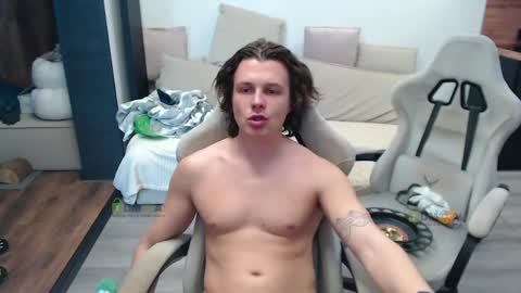 Alice and Sergey online show from May 15, 2026, 9:49 am