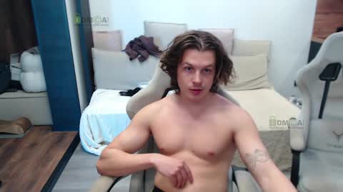 Alice and Sergey online show from May 25, 2026, 12:11 pm