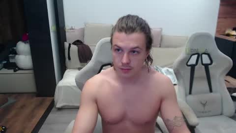 Alice and Sergey online show from May 31, 2026, 8:43 pm
