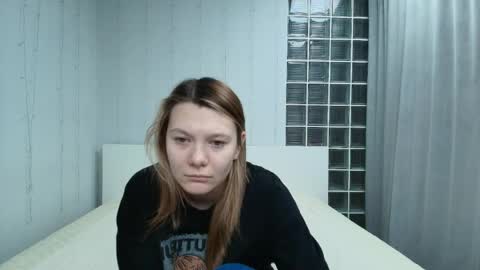 Sammy online show from April 19, 2026, 1:27 am