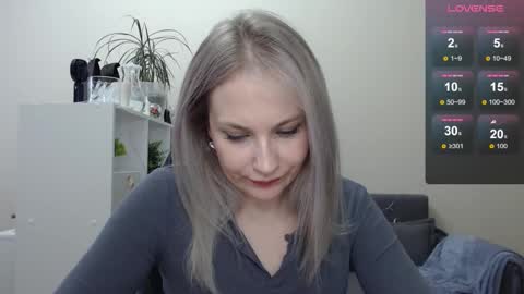 Naomi online show from January 9, 2025, 9:06 am