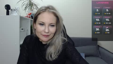 Naomi online show from March 7, 2025, 12:58 am