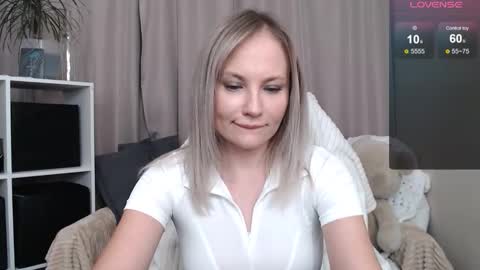 Naomi online show from December 16, 2025, 1:05 pm