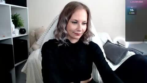 Snapshot of sunny_bunny6 chatting on July 14, 2026, 8:14 pm Naomi online show from July 14, 2026, 8:14 pm