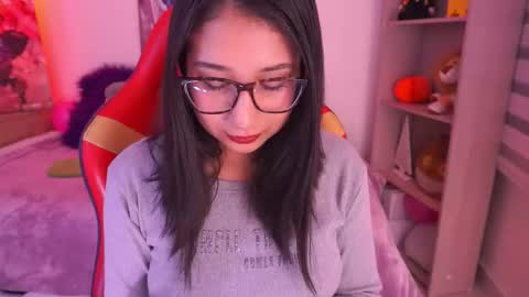 SUNNY online show from December 17, 2025, 1:11 am