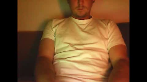 sunnygun0 online show from December 25, 2024, 6:52 pm