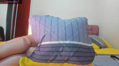 Sunny Leon Z online show from February 13, 2025, 4:43 am