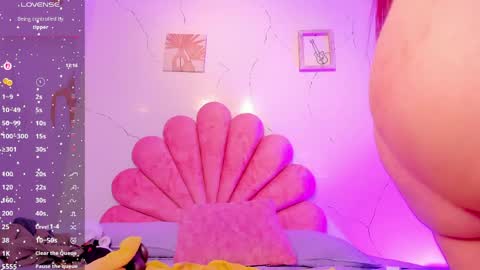 Sunny online show from April 18, 2026, 7:07 pm