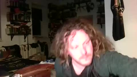 Snapshot of sunr1sa chatting on December 22, 2025, 9:12 pm sunr1sa online show from December 22, 2025, 9:12 pm