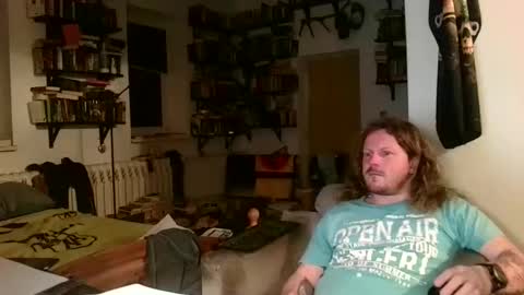 Snapshot of sunr1sa chatting on January 7, 2026, 8:55 pm sunr1sa online show from January 7, 2026, 8:55 pm