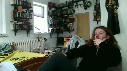 Snapshot of sunr1sa chatting on January 10, 2026, 8:16 am sunr1sa online show from January 10, 2026, 8:16 am