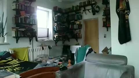 Snapshot of sunr1sa chatting on January 15, 2026, 7:57 am sunr1sa online show from January 15, 2026, 7:57 am