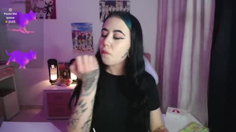Snapshot of sunset_pienk chatting on June 26, 2026, 4:50 am Sunset online show from June 26, 2026, 4:50 am