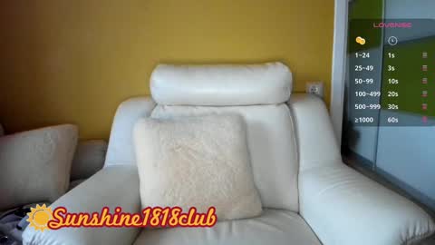Snapshot of sunshine1818club chatting on January 14, 2025, 8:09 am Angela Sunshine1818club online show from January 14, 2025, 8:09 am