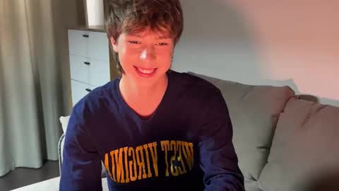 sunshinealex online show from September 19, 2025, 2:40 pm