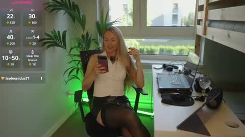 Snapshot of sunshineanna86 chatting on June 26, 2026, 3:49 pm sunshineanna86 online show from June 26, 2026, 3:49 pm