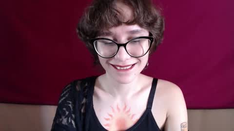 Hella online show from October 16, 2025, 6:47 am