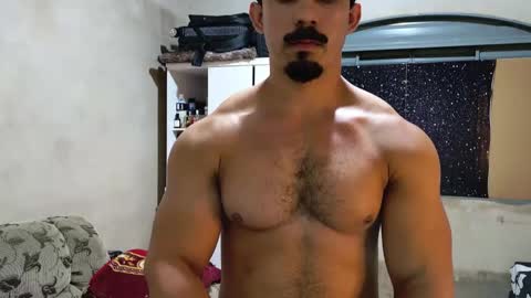 Snapshot of superbigmr chatting on April 7, 2026, 12:44 am james online show from April 7, 2026, 12:44 am