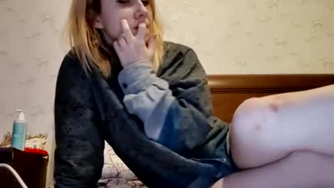 Annie online show from January 21, 2025, 1:54 pm