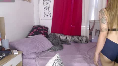 Im val online show from November 11, 2025, 1:49 am