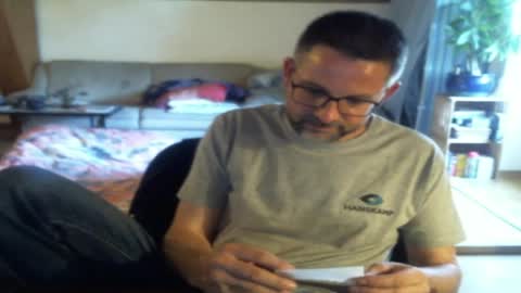 Snapshot of supersquirrel81 chatting on May 20, 2026, 4:57 pm supersquirrel81 online show from May 20, 2026, 4:57 pm