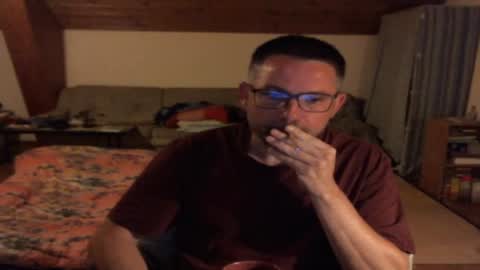 supersquirrel81 online show from June 16, 2026, 2:47 am