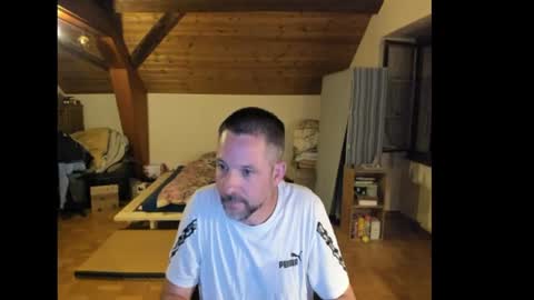 supersquirrel81 online show from July 17, 2026, 10:25 pm