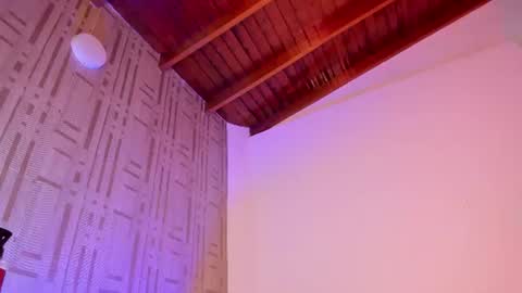Snapshot of suprasexyjohn chatting on June 10, 2026, 8:41 pm llllSupra llll online show from June 10, 2026, 8:41 pm