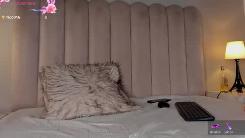 Snapshot of susan_beck chatting on June 13, 2026, 8:18 pm susan_beck online show from June 13, 2026, 8:18 pm