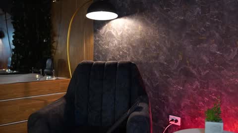 susan_wall online show from February 14, 2026, 12:13 pm