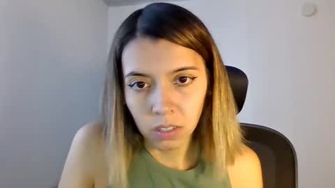Snapshot of susanaduncann chatting on July 27, 2026, 2:57 pm Susana online show from July 27, 2026, 2:57 pm