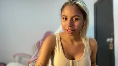 susan online show from November 18, 2025, 1:33 am