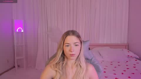 Susan online show from November 25, 2025, 3:39 am